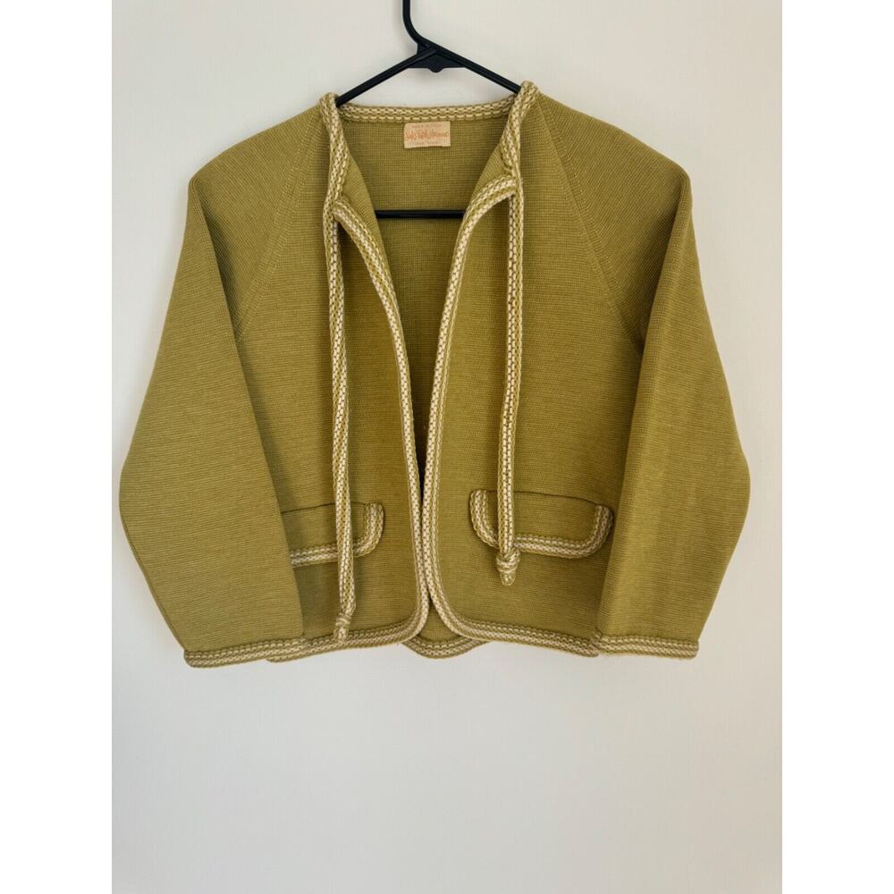 Saks Fifth Avenue Women's Green Cardigan Cropped 100% Wool Made in Italy Size 8